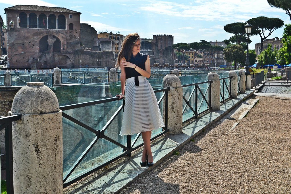 roma-forum-blackwhite