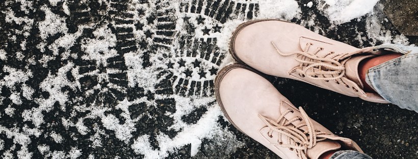 Deichmann розови боти