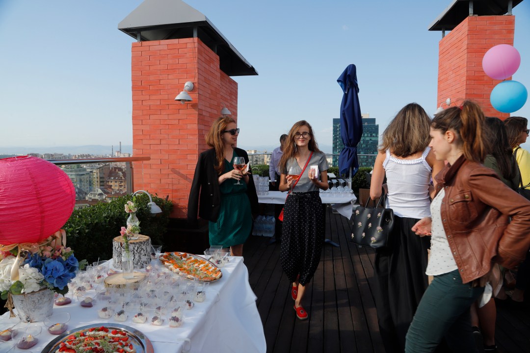 Avon Luck Limitless perfume