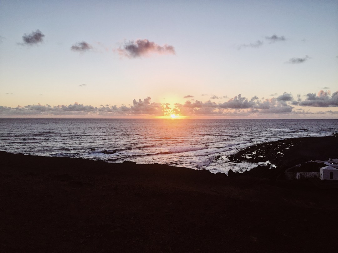 El Golfo sunset in Yaiza, Lanzarote, Islas Canarias