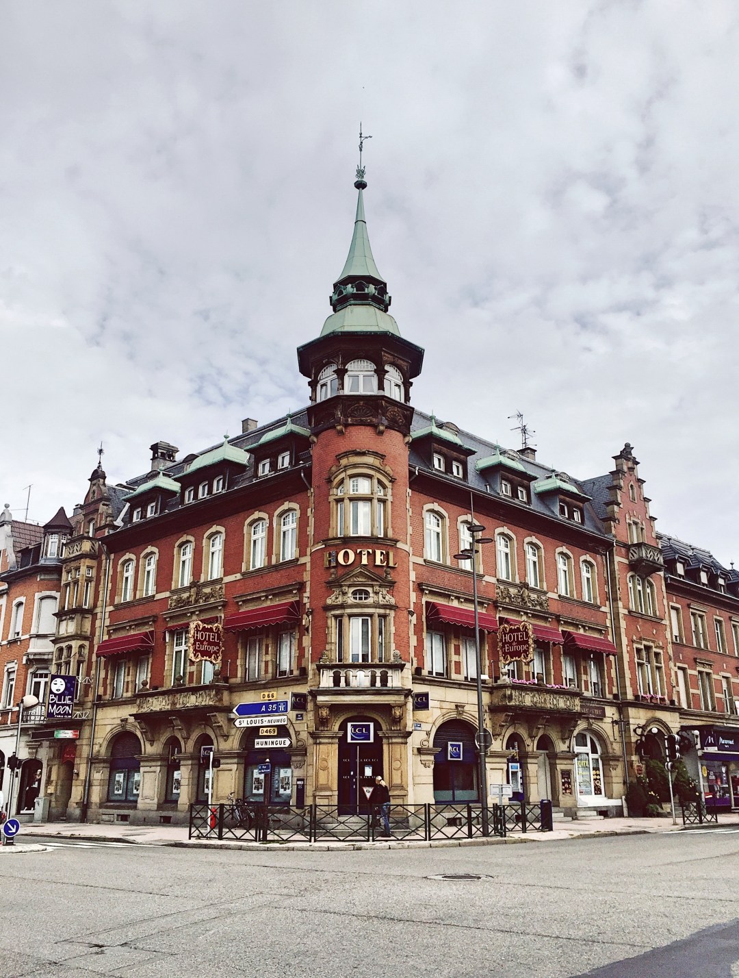 little town of Saint-Louis in France