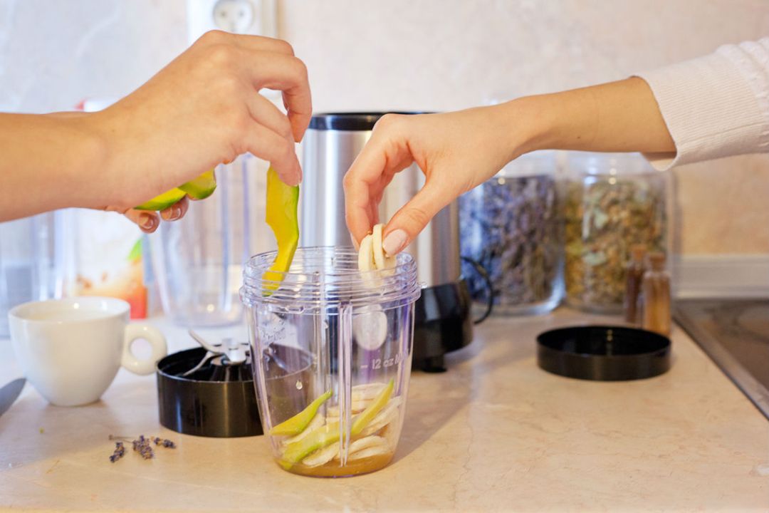 Russell Hobbs Bulgaria Nutri Boost Blender