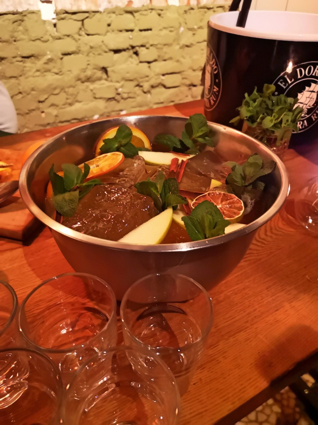 Sputnik Experimental nights in Sofia - best cocktail bars