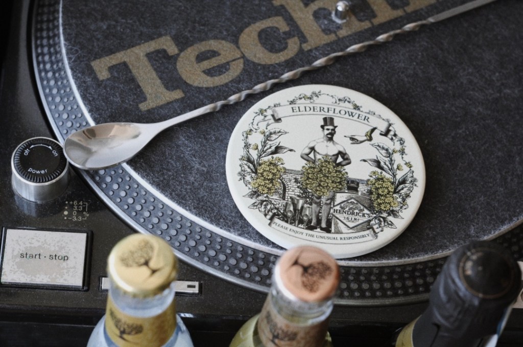 Hendrick's Lunar джин