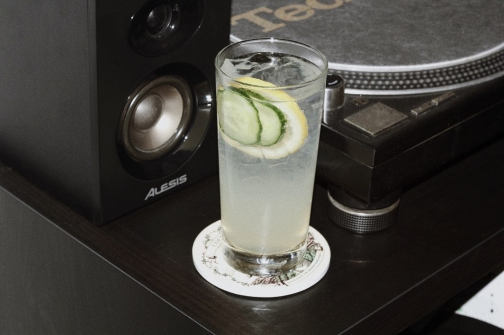 5л бар София